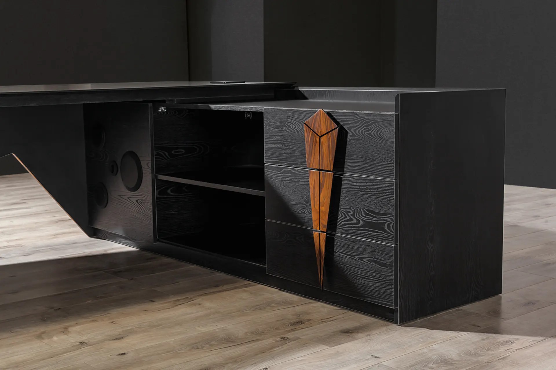 Hügo Ofis Takımı 15